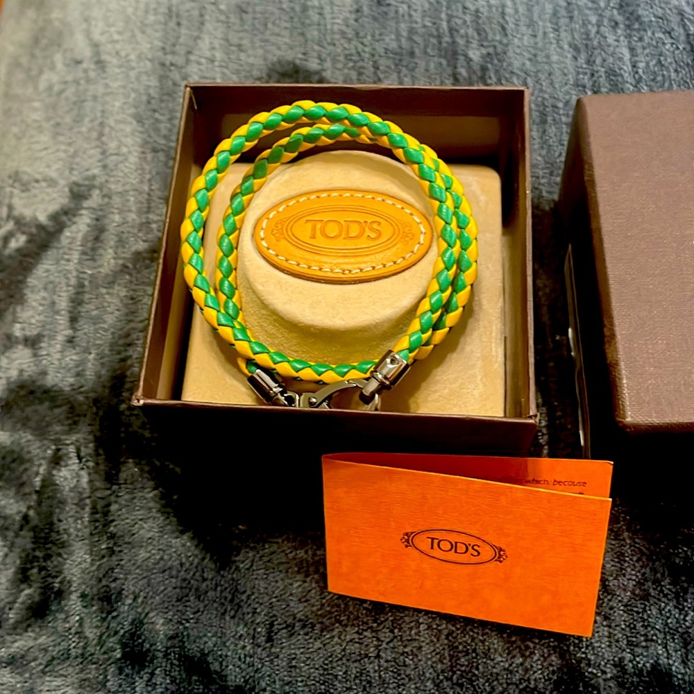 New Tod’s leather FIFA bracelet-Brazil colors